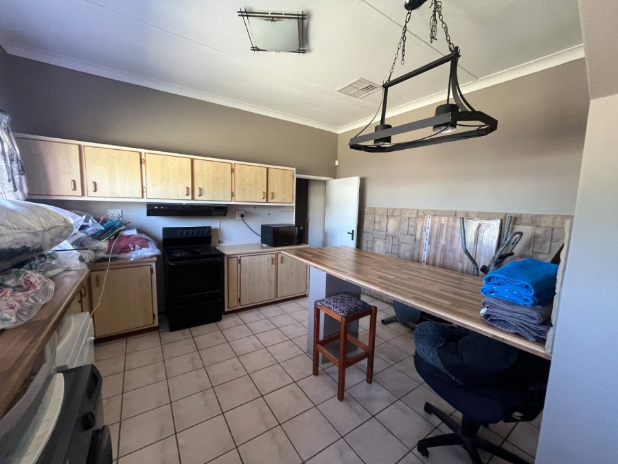 4 Bedroom Property for Sale in Olyfvenhoudtsdrift Northern Cape